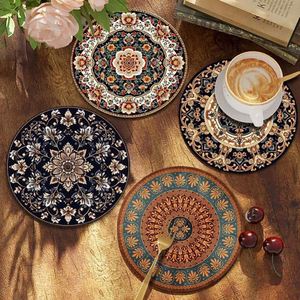 Ensemble de sets de table et sous-verres bohème vintage en caoutchouc isolant, motif feuilles de plantes, écologique, personnalisable, luxe rétro pour la maison et les banquets de mariage - Product Image 1