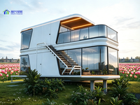 Capsule spatiale à double étage de 20 pieds, empilable et mobile, structure en acier, insonorisée, idéale pour les hôtels urbains éphémères.