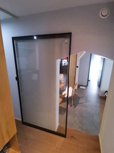 Model baru pintu hantu pintu geser tersembunyi sistem bingkai pintu kaca untuk rumah kantor - Product Image 3