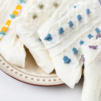 Chaussettes de curling brodées de fleurs colorées Motif coeur Chaussettes d'équipage géométriques en coton à haute élasticité