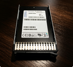 Gloednieuwe, hoogwaardige 2,5-inch PM883 240GB Entry SATA 6Gb Hot Swap 4XB7A10195 01PE094 SSD met tray Solid State Drive - Product Image 1