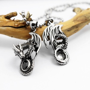 Collar con Colgante de Dragón de Acero Inoxidable 316 con Diamantes, Collar con Colgante de Dragón Imponente, Joyería Masculina al por Mayor - Product Image 6