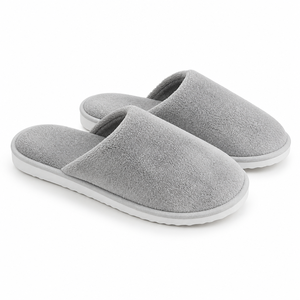 Chaussons en velours OEM MR125 – Écologiques et jetables pour hôtels 3 à 5 étoiles – Ensemble d'accessoires de salle de bain en coton blanc doux et hydratant - Product Image 2