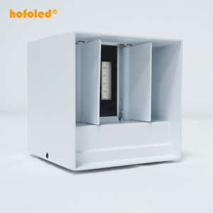 Moderno in alluminio Smart RGB dimmerabile <span class=keywords><strong>colore</strong></span> che cambia WiFi esterno <span class=keywords><strong>casa</strong></span> esterna su e giù per la parete di luce LED con controllo App - Product Image 6