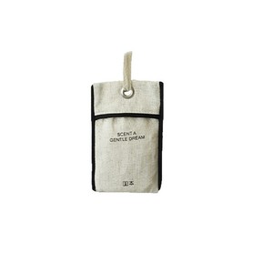 Diffuseur de parfum pour voiture Cotton Way, pendentif désodorisant en coton à suspendre pour l'intérieur de la voiture, parfum doux de rêve. - Product Image 5