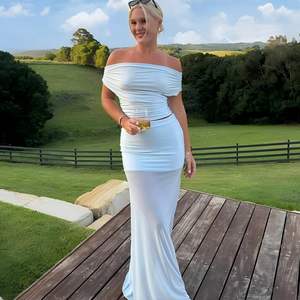 Ensemble 2 pièces personnalisé pour femme 2026 – Haut court sans manches et jupe en maille – Tenue d'été respirante en mousseline, élasthanne et polyester - Product Image 4