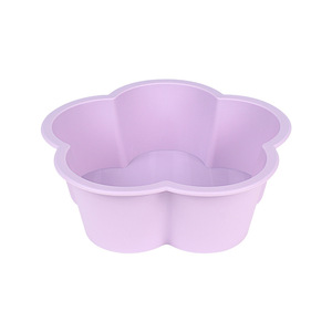 Stampo in Silicone a Forma di Fiore Antiaderente Riutilizzabile per Torte e Pane - Product Image 1