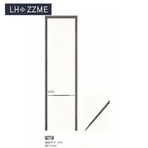 أبواب خشبية داخلية مخصصة للبيع المباشر من المصنع الصيني، أبواب بيضاء مطلية، أبواب خفيفة الوزن عازلة للصوت لغرف النوم - Product Image 2