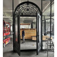 Puerta de Entrada Doble de Hierro Forjado con Arco Moderno de Primera Calidad, Diseño de Espiral Hecho a Mano, Puerta Exterior Metálica para Villa