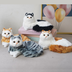 Peluche de Gato Hecho a Mano, Tamaño Real, Diseño Realista, Estilo Rústico, para Decoración de Interiores, Pelaje Natural, Patrón Animal - Product Image 2
