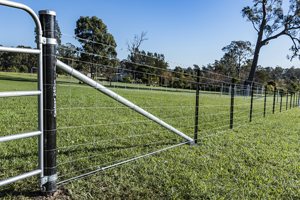Kit di Fissaggio per Pali in Acciaio Staytight Fence 100NB ROUND 2.4m, Assemblaggio Terminale per Pali e Tiranti - Product Image 2