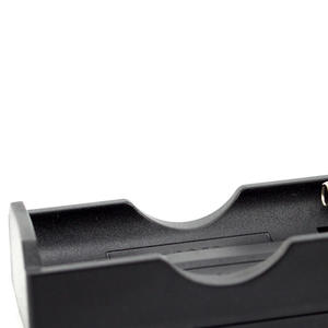 Chargeur de batterie double fente Luomen 18650 DC4.2V 0.5A, chargeur de bureau avec protection contre les surcharges pour batteries standard - Product Image 2