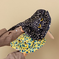Songshan Jouets En Gros Doux En Peluche Simulation Manta Ray Animal En Peluche Jouet Noir Jaune Mer Animaux Oreiller Cadeau Diable Poisson