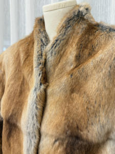 <span class=keywords><strong>Abrigo</strong></span> <span class=keywords><strong>de</strong></span> <span class=keywords><strong>piel</strong></span> <span class=keywords><strong>de</strong></span> conejo <span class=keywords><strong>de</strong></span> <span class=keywords><strong>nutria</strong></span> para mujer, nuevo <span class=keywords><strong>abrigo</strong></span> <span class=keywords><strong>de</strong></span> <span class=keywords><strong>piel</strong></span> auténtica <span class=keywords><strong>de</strong></span> gama alta para invierno - Product Image 4