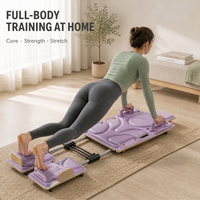 Appareil de Pilates à domicile avec plateformes coulissantes pour les pieds, tubes télescopiques et poignées antidérapantes pour un entraînement complet du corps