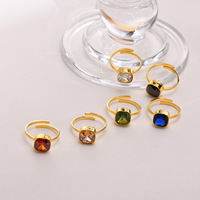 Bague française rétro carrée en acier inoxydable multicolore pour femme Bague de niche en pierres précieuses à la mode Réglage de la lunette Non-Fading