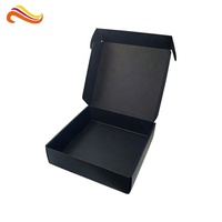 Coffrets cadeaux en papier kraft noir, boîtes de livraison personnalisées de luxe, boîte de courrier noir mat avec impression personnalisée