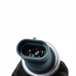Interrupteur de pression pour excavatrice Ex100-5 EX120-5 EX135UR 4353686 - Product Image 3