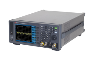 Analyseur de bureau Keysight Technologies N9323C 1-13600MHz - Product Image 4