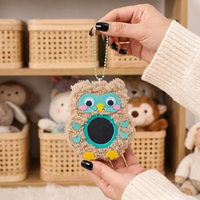 Kit de bricolage en gros pour animaux en peluche avec miroir, jouet à enfiler fait main pour enfants, breloque de sac, 5 styles, fabricant OEM ODM personnalisé