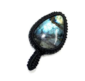 Vente en gros de style bohème Labradorite macramé cordon pierre pendentif cabochon goutte pour le bouddhisme - Product Image 3