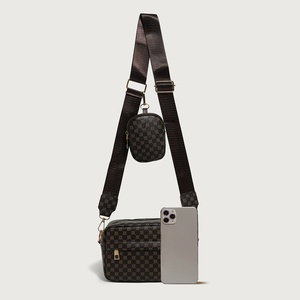 <span class=keywords><strong>Sac</strong></span> à <span class=keywords><strong>bandoulière</strong></span> <span class=keywords><strong>pour</strong></span> femme en cuir PU, grande capacité, portable, 2 en 1, avec <span class=keywords><strong>petit</strong></span> portefeuille rond, B0012 - Product Image 6