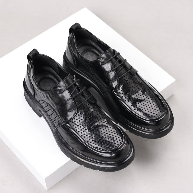 สไตล์เจาะรูสีดำ