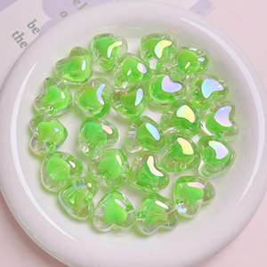 Cuentas acrílicas en forma de corazón recubiertas de UV de alta calidad para cadenas de teléfonos móviles DIY accesorios de joyería Material hecho a mano - Product Image 4