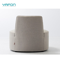 Chaise de canapé simple en cuir PU de couleur personnalisée chaise de salon bouffante de loisirs avec rembourrage en mousse pour chambre à coucher hôtel ou appartement