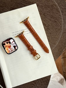 Correa de Cuero con Patrón de Bambú Brillante Upro para Reloj Apple Series 11 10 9 8 7 6 Ultra SE 45mm 41mm, Correa Delgada y Suave para Mujer - Product Image 2