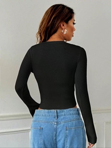 084 เสื้อท่อนบนทรงสลิมฟิตผ้ายืดถักแขนยาวรุ่นใหม่ - Product Image 4