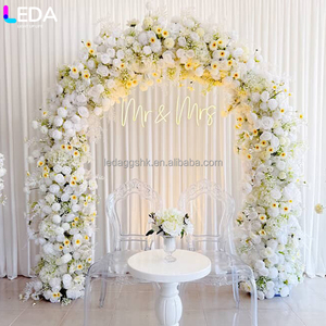 ฉากหลังงานแต่งงาน LEDA ตกแต่งด้วยดอกไฮเดรนเยียสีขาวและดอกเดซี่สีเหลืองทำมือสำหรับตกแต่งภายในอาคาร - Product Image 2