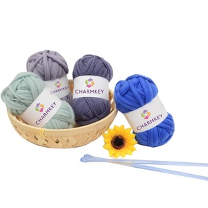 Charmkey Vente chaude Meilleur <span class=keywords><strong>prix</strong></span> en gros Fil à tricoter 100% <span class=keywords><strong>laine</strong></span> Fil fantaisie pour le crochet à la main - Product Image 4