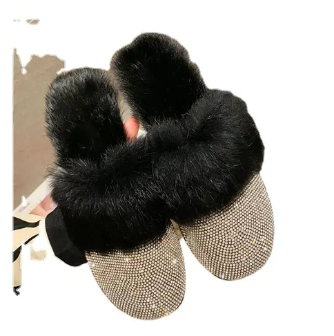 ladies Round Toe Designer Shoes Women Luxury 2020 Rhinestone Fur Crystal Slippers Diamond Mules Slip On Slippers Flats Shoes
