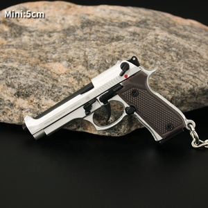 Porte-clés Pistolet Approvisionnement d'Usine Amovible 5cm Mini Beretta Métal Pistolet Modèle Porte-clés Alliage de Zinc Porte-clés Pistolet - Product Image 2