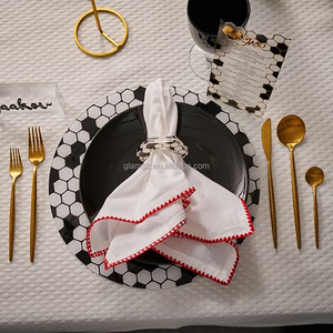 Assiettes de présentation en acrylique élégantes, carrées, de 13 pouces, en blanc, argent, vert, bleu, rose, <span class=keywords><strong>rouge</strong></span>, noir, pour mariage, en vrac - Product Image 6