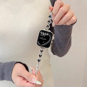 <span class=keywords><strong>Bracelet</strong></span> de montre en métal pour <span class=keywords><strong>Apple</strong></span> <span class=keywords><strong>Watch</strong></span> S9 Ultra pour femmes <span class=keywords><strong>Bracelet</strong></span> de montre pour IWatch <span class=keywords><strong>S8</strong></span> S9 S10 <span class=keywords><strong>Bracelet</strong></span> d'amour <span class=keywords><strong>Bracelet</strong></span> de montre - Product Image 2