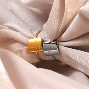 Bagues en acier inoxydable plaqué or 18 carats avec gravure personnalisée <span class=keywords><strong>Tu</strong></span> es <span class=keywords><strong>ta</strong></span> seule limite pour femmes - Product Image 2