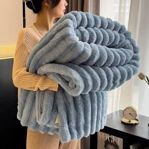 Manta de Felpa 100% Poliéster USA Mairun, Color Sólido, Cálida y Suave, para Todas las Estaciones, Invierno, Sherpa, para Cama, Sofá - Product Image 5