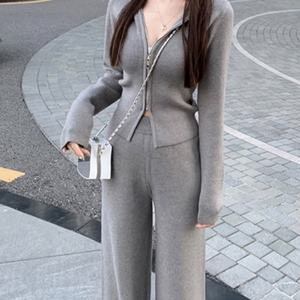 Conjunto Deportivo de Punto para Mujer de 2 Piezas con Chaqueta Casual con Capucha y Pantalones Largos de Cintura Alta, Atuendo de Moda Femenina - Product Image 1