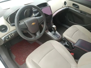 Vente en gros de voitures d'occasion Boutique <span class=keywords><strong>Chevrolet</strong></span> <span class=keywords><strong>Cruze</strong></span> <span class=keywords><strong>2015</strong></span> 1.5L Classic SE Transmission automatique Toit ouvrant en tissu Bonne qualité Pas cher - Product Image 6