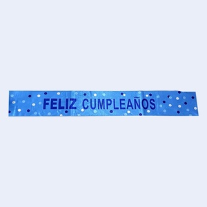 Écharpe d'anniversaire bleue à pois « Party Love » avec lettres bleues imprimées numériquement en plastique – Décoration de fête élégante – Lot de 12 pièces - Product Image 1