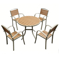 Ensemble de table et de chaises de salle à manger de patio en fer moderne RunZhou pour 4 personnes, pour une utilisation en extérieur dans les jardins, les hôtels, les restaurants et les banquets