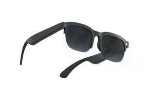 Gli ultimi occhiali di traduzione AI con una fotocamera integrata - Product Image 2