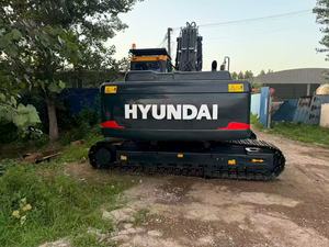 Excavadora usada de alta calidad Robex 305LC-9T equipada con motor Cummins, bomba de engranajes y motor Hyundai 305LC-9T usado. - Product Image 5