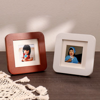Bingkai Foto Kayu Persegi Sudut Bulat 5x5cm, Bingkai Gambar untuk Meja dan Dinding, 4 Warna Walnut Hitam Putih Oak, Ukuran Kustom