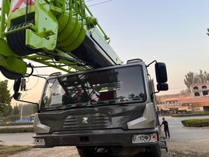Grúa Móvil Zoomlion ZTC500H de 50 Toneladas, Bien Mantenida, Grúa de Trabajo Pesado con Componentes Originales de Bomba, Motor y Válvulas - Product Image 2