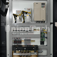 Torno CNC de bancada plana CK6180X3000 con gran giro, control GSK, torreta eléctrica de 4 estaciones y tope de apoyo para mecanizado de ejes largos