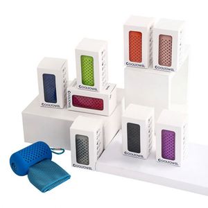 Serviette rafraîchissante en coton pour le sport, le fitness et les voyages, avec pochette de transport en silicone personnalisée - Product Image 1