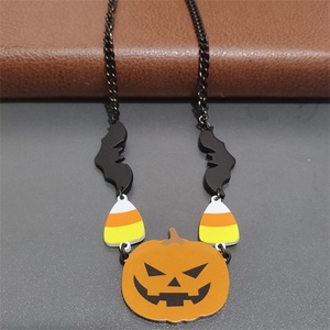 Collar Gargantilla de Joyería Gótica para el Día de Todos los Santos, Collar con Colgante de Murciélago y Calabaza de Acero Inoxidable - Product Image 3